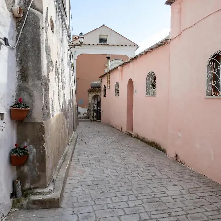 Дом отдыха Artist House - De Vivo Realty *