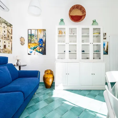 Artist House - De Vivo Realty * Позитано